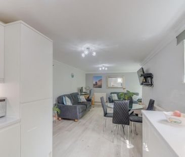 2 bedroom apartment to rent - Photo 6