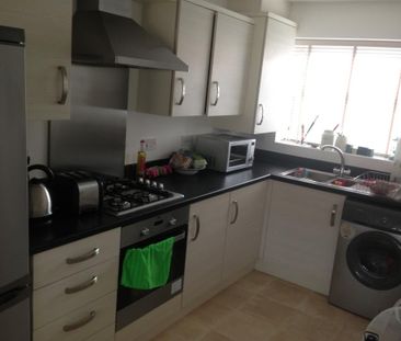 4 bedroom townhouse to rent - Photo 6