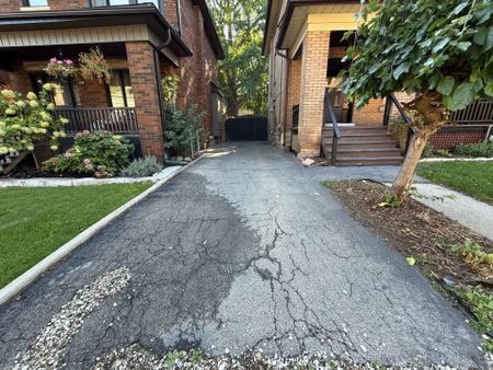 For Lease - 203 Fairleigh Avenue, Hamilton, Ontario - Photo 4