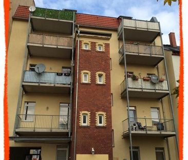 2-Zimmer-Wohnung mit BALKON und LAMINAT zu vermieten! - Photo 1