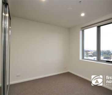 Live The Luxurious Lifestyle - Photo 3