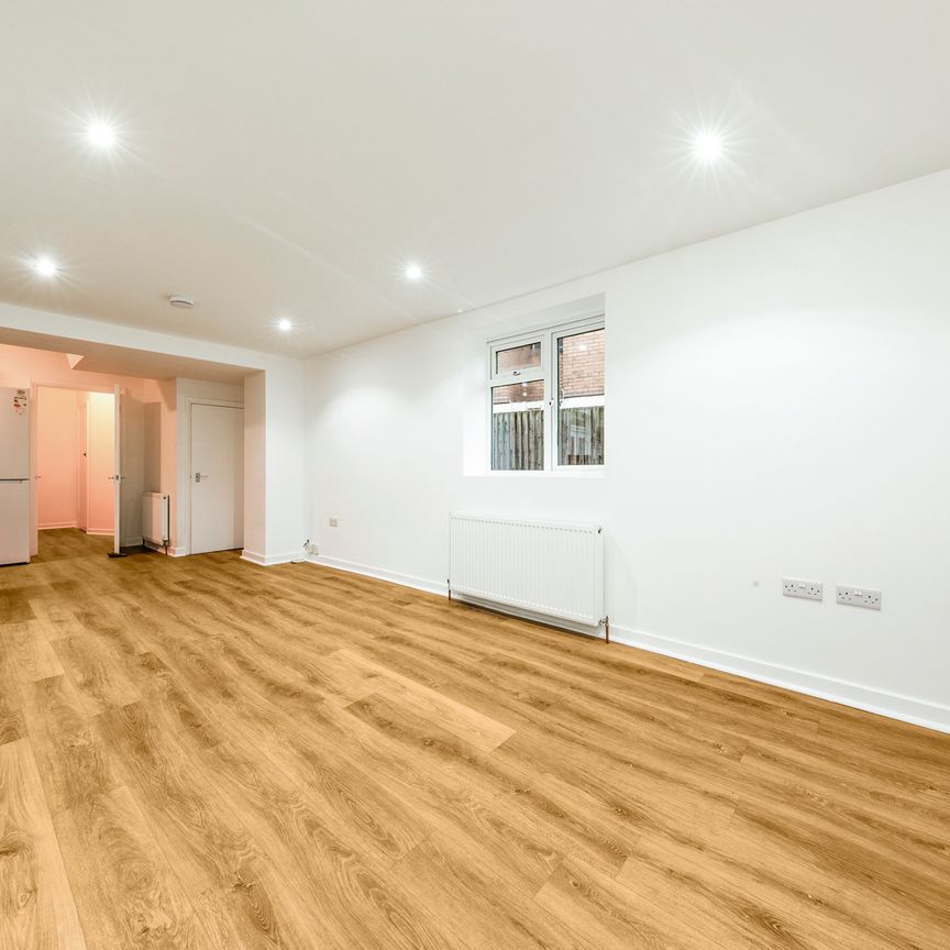 Birchanger Road, London, SE25 5BQ - Photo 1