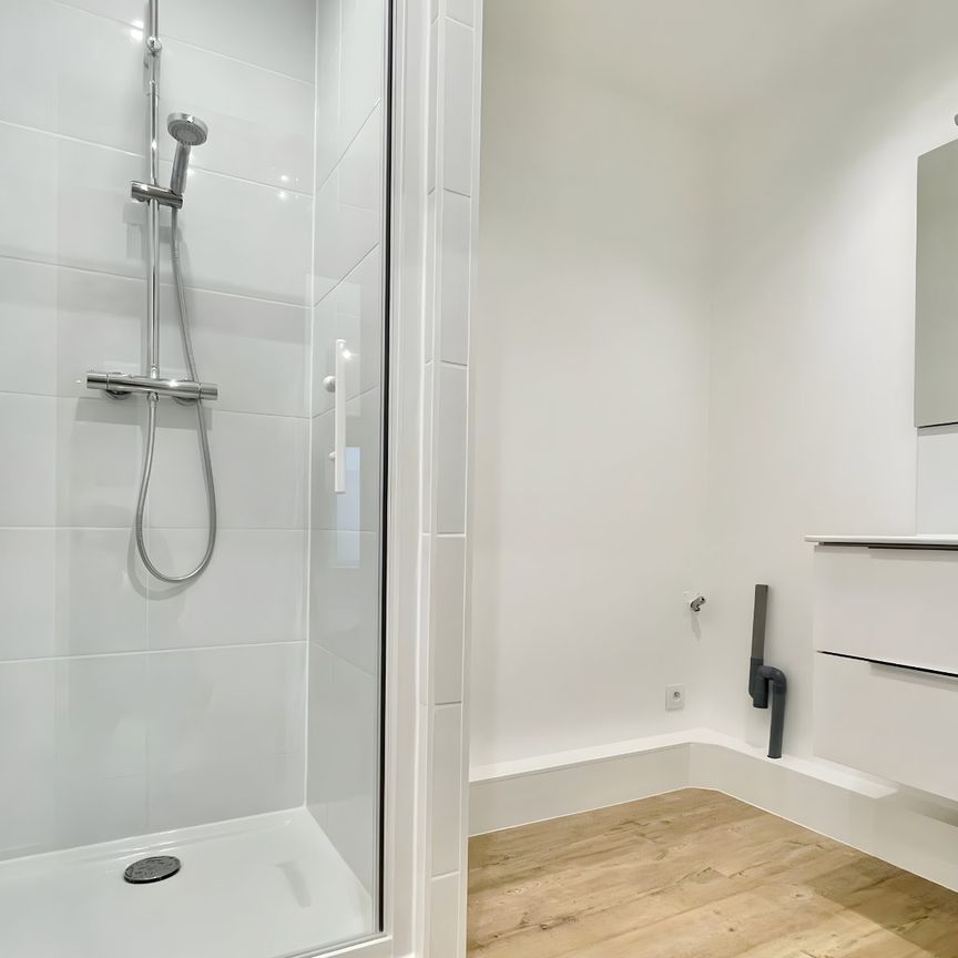 Location Appartement 2 pièces 43m² ROUBAIX 59100 - Photo 1