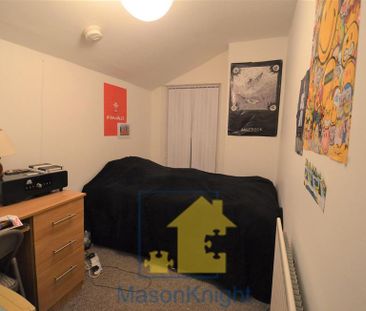 4 bedroom terraced house to rent - Photo 4