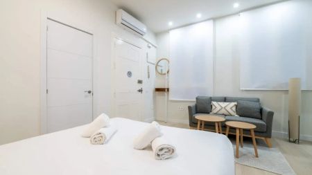 Studio for rent in Palacio, bills included - Photo 2
