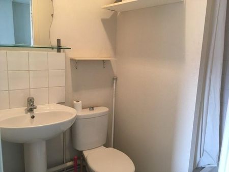 Appartement à Louer à LILLE 555 € - Photo 5