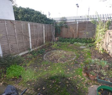 1 Bed Flat, Goodall Road, E11 - Photo 4