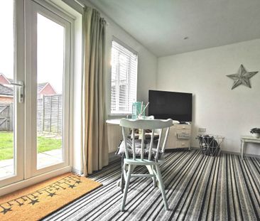 Hayward Place, Bracklesham - Photo 1