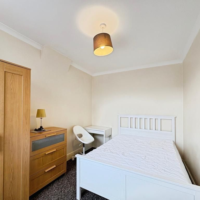 5 bedroom house share to rent - Photo 1