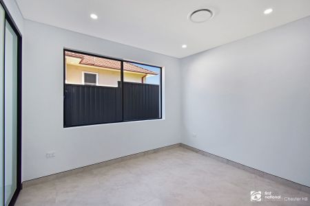 Modern 5 Bedroom Duplex - Photo 3
