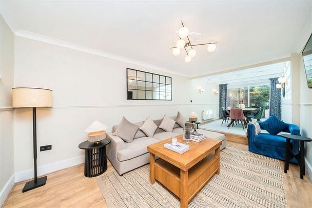 4 bedroom semi-detached house to rent - Photo 1