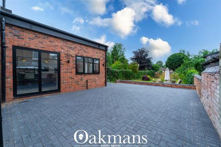 5 bedroom semi-detached house to rent - Photo 3