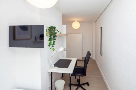 Carrer del Doctor Manuel Candela, Valencia, Valencian Community 46021 - Photo 3