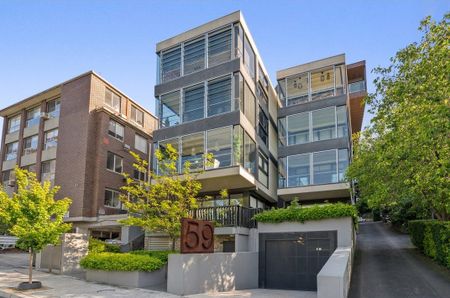 Luxurious lifestyle in a world class locale - Photo 4