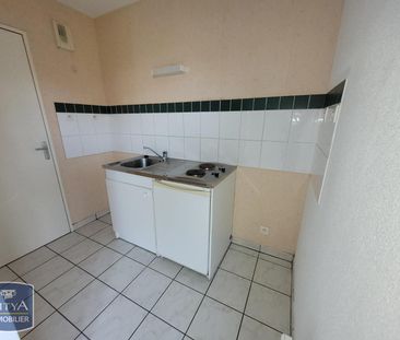 Location Appartement 2 pièces 48m² BLOIS 41000 - Photo 2