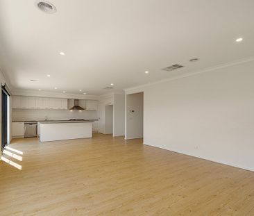 Attractive Home With Great Features - Photo 6