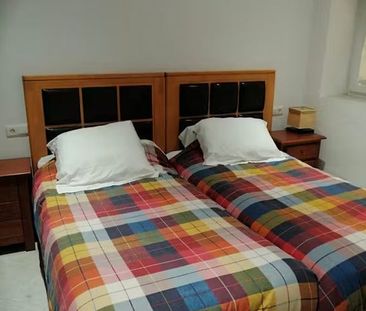 Calle Alonso Benítez, Málaga, Andalusia 29012 - Photo 2