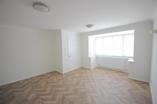 4 bedroom detached house to rent - Photo 1