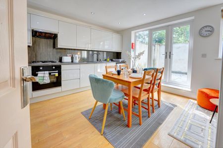 Room in a Shared House, Coombe Street, CV3 - Photo 5