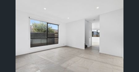 NEAR NEW CONTEMPORARY TOWNHOUSE (Enter via Catherine Ave) - Photo 3