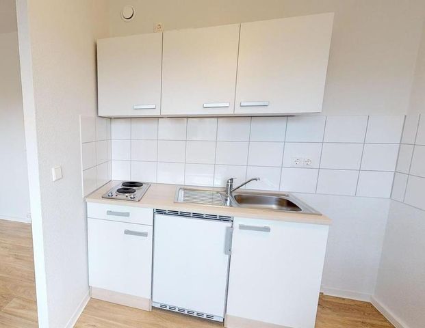 Optimal für Studenten u. Azubis - mit kleiner Singleküche! - Foto 1