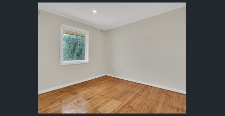 Spacious 3 Bedroom Home! - Photo 3