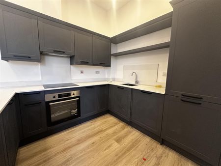 Ninian Road, Cardiff - Photo 4