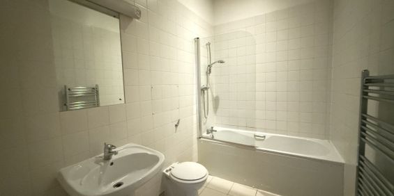 Cambridge Street, AYLESBURY - Photo 3