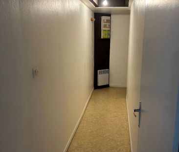 Location Appartement 2 pièces 38m² - Photo 6