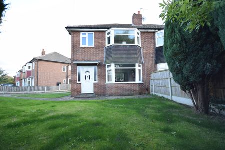 9, Manston Avenue, Manston, Leeds, LS15 8BS - Photo 4