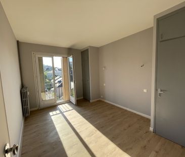 Location Appartement 4 pièces 84m² RODEZ 12000 - Photo 2