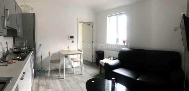 Colum Road, Cathays, CF10 - Photo 1