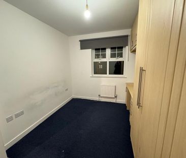 5 bedroom townhouse to rent - Photo 3