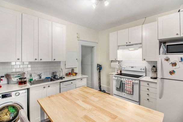 For Lease - 170 Ivy Crescent Unit# 1, New Edinburgh - Lindenlea, Ontario - Photo 1