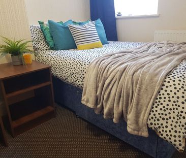 Saxony Road, Liverpool. - Photo 6