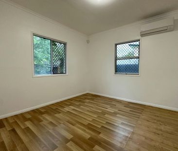 Gorgeous Three Bedroom Family Home! - Photo 5