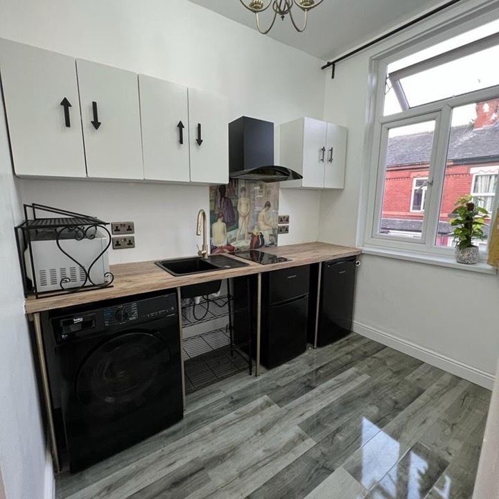 Studio Flat, Victoria Park, M14 - Photo 1