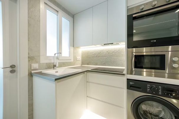 Carrer de Caravaca, Valencia, Valencian Community 46021 - Photo 1