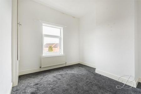 2 bedroom - Photo 5