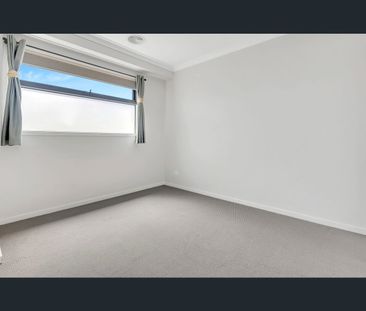 4 Delta Drive, Craigieburn, Vic 3064 - Photo 2