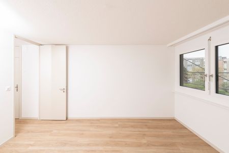 "Moderne 2-Zimmer-Wohnung mit Balkon und Aussicht in Zürich Altstetten" - Foto 5
