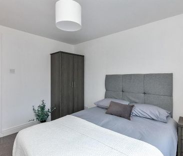 10 Lesley Plaza, Belfast, BT9 6JN - Photo 3