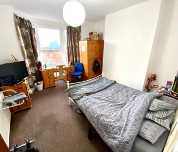 3 bedroom house share to rent - Photo 4