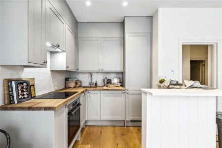 1 bedroom flat in Marylebone - Photo 4