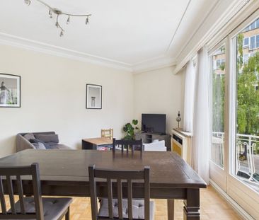 Appartement te huur in Elsene voor € 1.400 met 2 slaapkamers - Photo 1