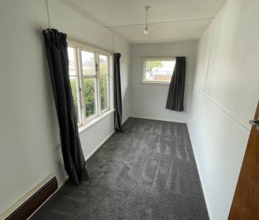 280 Travis Road - Photo 3