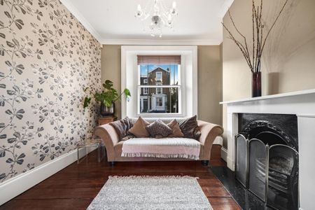 3 bedroom terraced house to rent - Photo 3