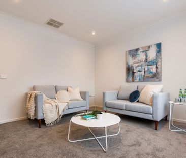 Family Comfort in the Heart of Craigieburn - Photo 1