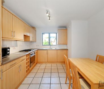 Compass Poiint, E14 8HL, London - Photo 6