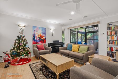 9 Mccubbin Street, Weston ACT 2611 - House For Rent | Domain - Photo 2